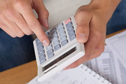 车辆代位追偿依据保价金额吗？